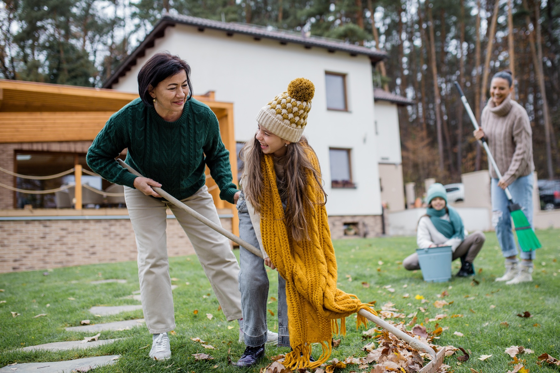 Sanitätshaus Dreschers - Schulterschmerzen durch Gartenarbeit